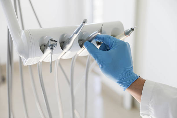 Professional Tooth Extraction technician working in Tipton, IA